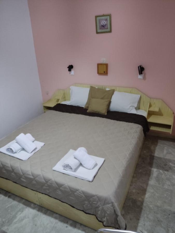 Kissandros Hotel Agia Galini  Exterior photo