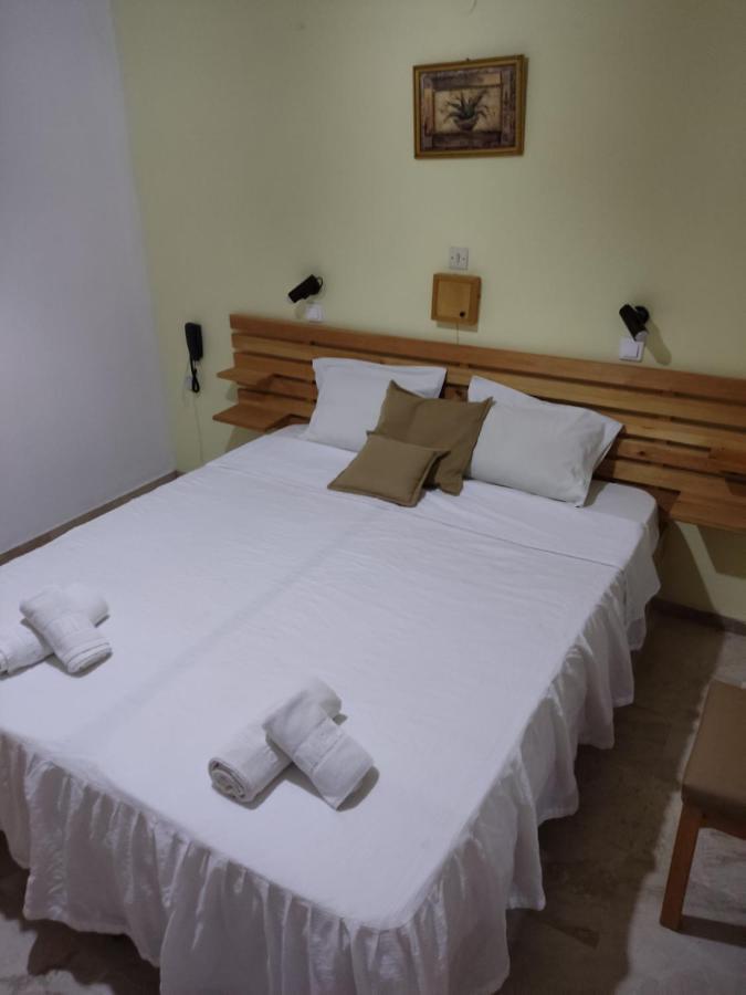 Kissandros Hotel Agia Galini  Exterior photo